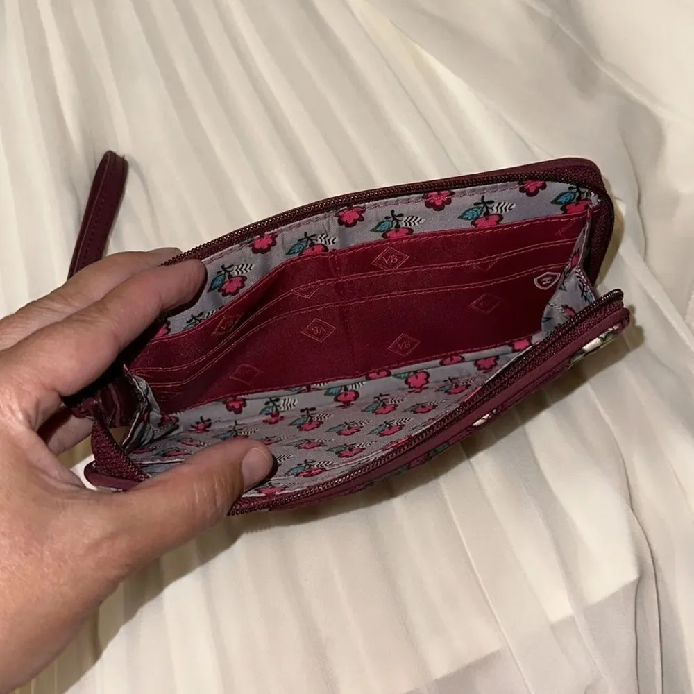 Vera Bradley Bordeaux Blooms Burgundy Large Quilted Floral Wristlet RFID Wallet - Picture 11 of 14